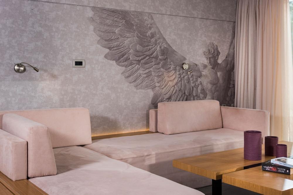 Ikaros Hotel 하니아 외부 사진